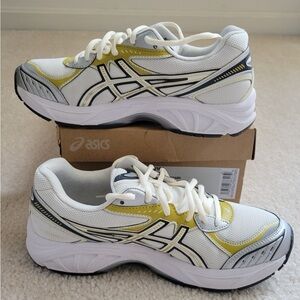 Asics GT-2170 Sneakers size 9 (women’s) 7.5 men’s). Like new